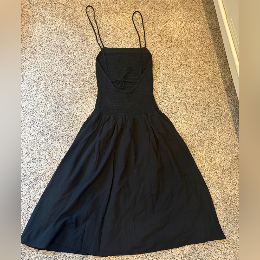 Everlane Dress - Picture 2 of 4